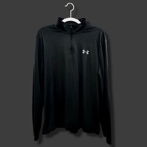 EUC - Under Armour Heat Gear Black Geometric 1/4 Zip
